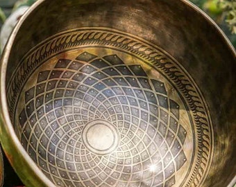 Tibetan Large Singing Bowl for Sound healing | Himalayan Bowl for Meditation | Lotus Cosmos Sound bowl