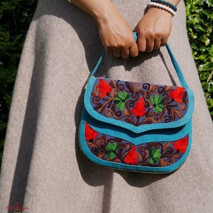 Women Side Bag | Handmade Elegance |  Fashionable Women's Side Bag with Kashmiri Embroidery