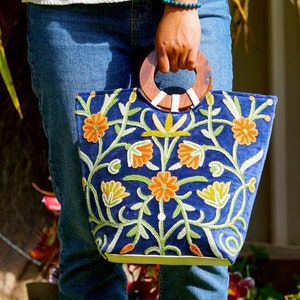 Classy hand bag | Handmade Chic | Women's Handbags with Special Kashmiri Embroidery |  Elevate Your Style !