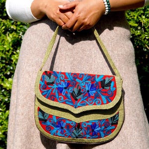 Bolso bandolera de algodón / Bolso de mano para mujer moderno y elegante / Bolsos artesanales con exquisito bordado de Cachemira