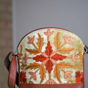 Bolso elegante / Bolsos artesanales para mujer con bordado de Cachemira / Ligero y moderno para cualquier ocasión
