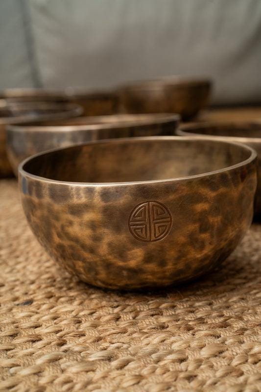 フルムーン シンギングボウル 7個セット | 手作りチベットシンギング