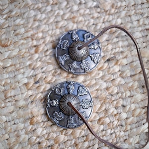 Tibetan Cymbals with 8 Auspicious Symbol of Buddhism for space cleansing | Tingsha Bronze bell for sound therapy (High Quality)