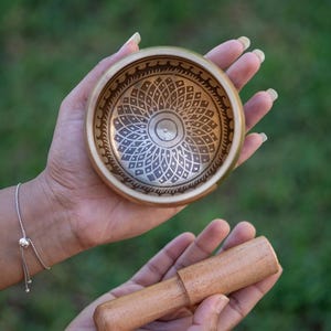Cosmos Singing Bowl | Handcrafted Tibetan bowl |  Spiritual Singing Bowl for Meditation and Holistic Healing Experience