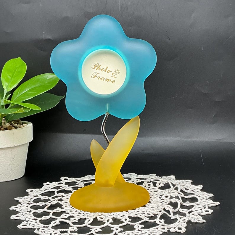 Vintage 80s Photo Frame Retro Throwback Frosted Teal and Yellow Resin Pop Art Flower Shaped Frame, TAIWAN, NOS/in Box