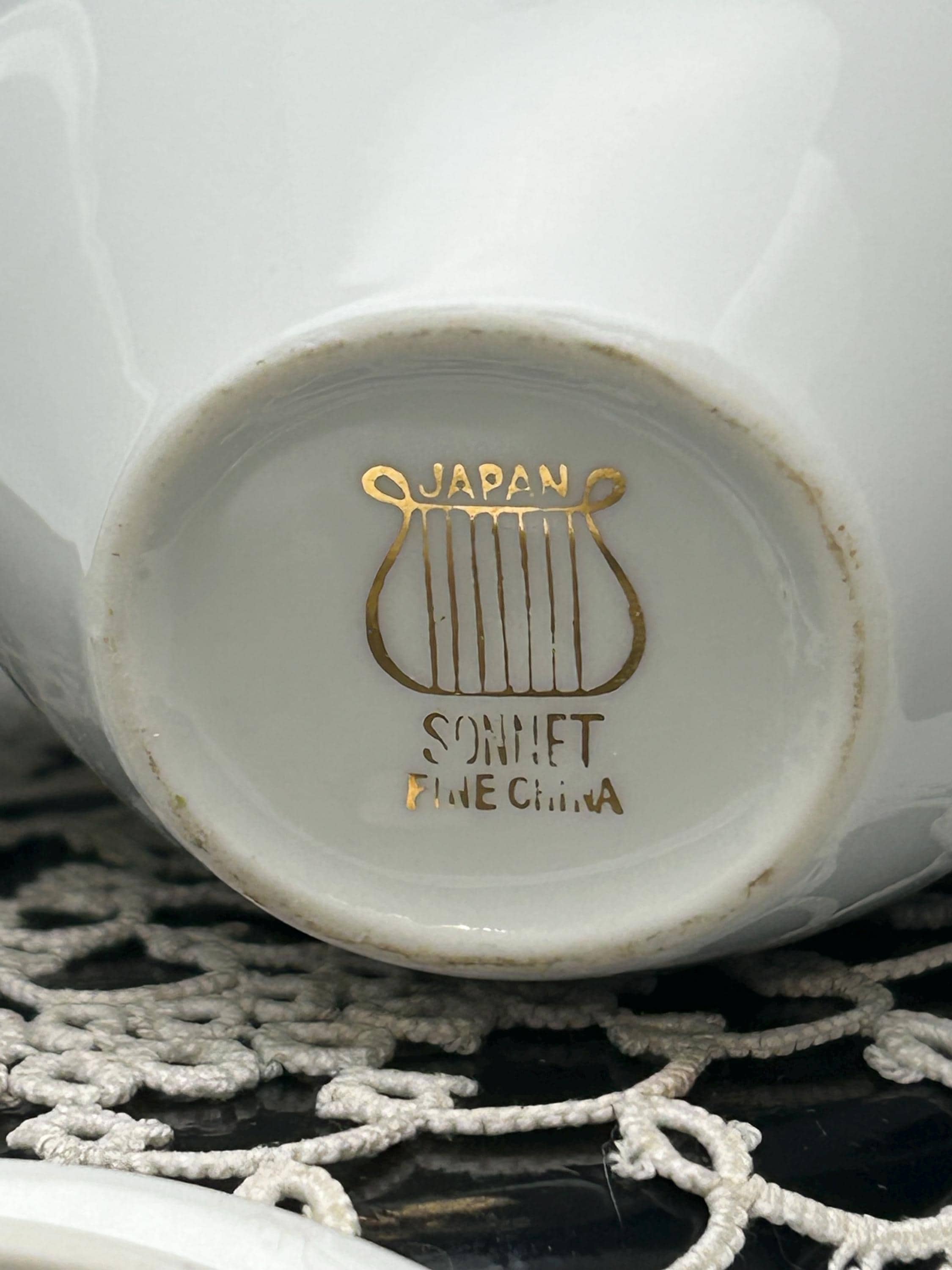 Vintage Sonnet Fine China Creamer and Sugar Bowl, 22kt Gold Trim 