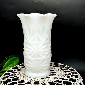 Vintage Hazel Atlas White Milk Glass Vase w/Starburst Pattern and Ruffled Rim, USA