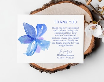 Plantilla de tarjeta de agradecimiento para funeral: Flor de acuarela azul (diseño de Canva)