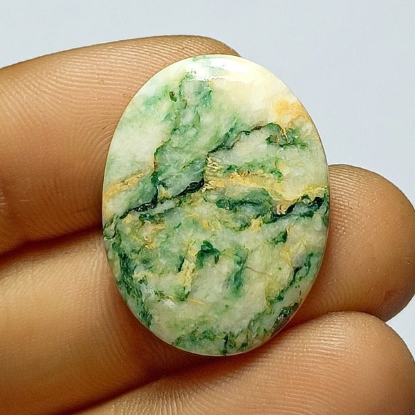 Cabochon de mariposite de grande qualité / Cabochon de mériposite vert / Cabochon de forme ovale / 25 x 20 x 4 mm / 17 carats