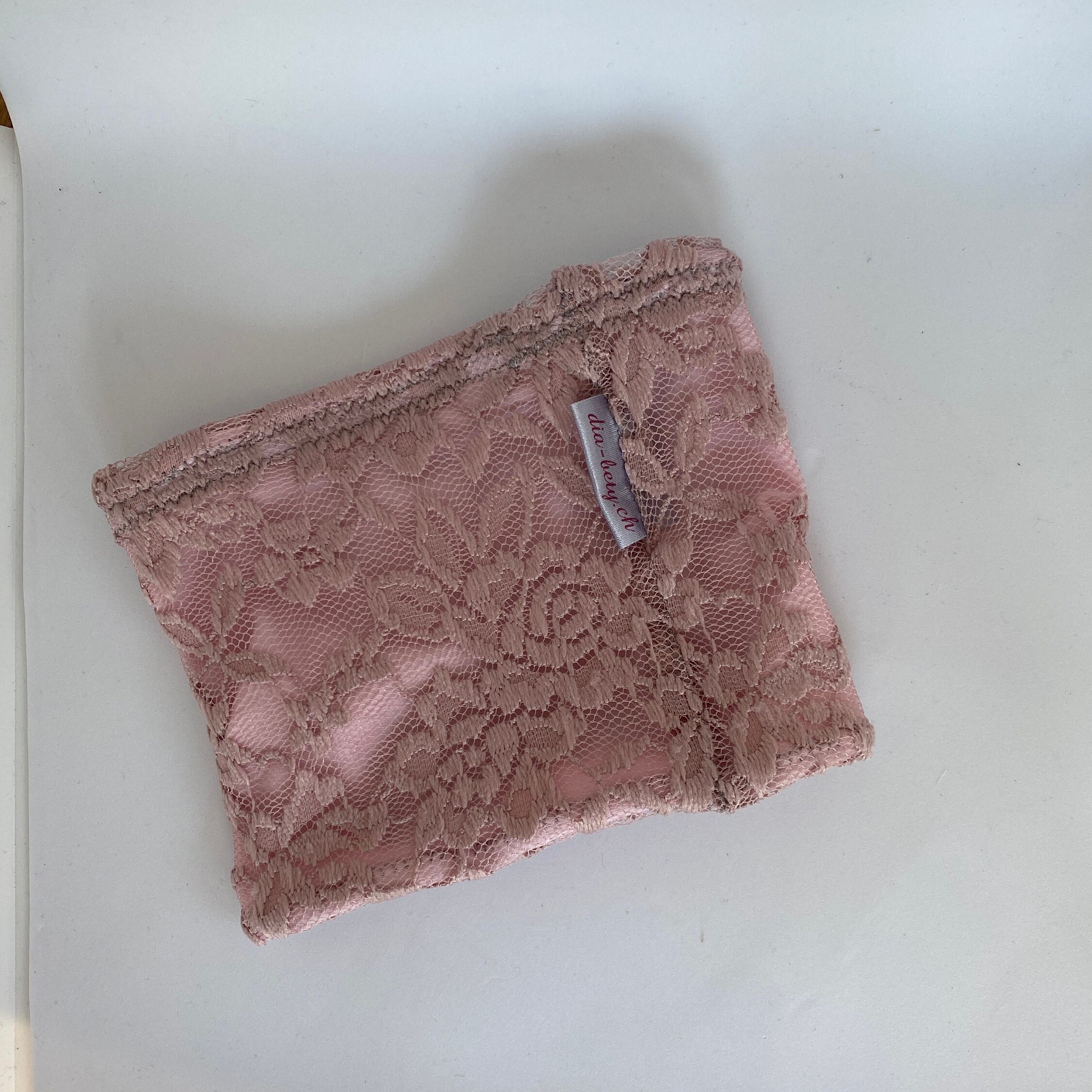 Diabetes Pump Garter, Insulin Garter, Pump Leg Bag, Lace Garter for