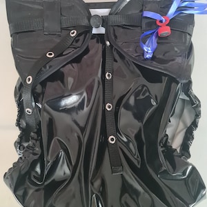 Windelhose Diaper Cover Omutsu Lack außen  PVC innen  Adult Baby Segufix