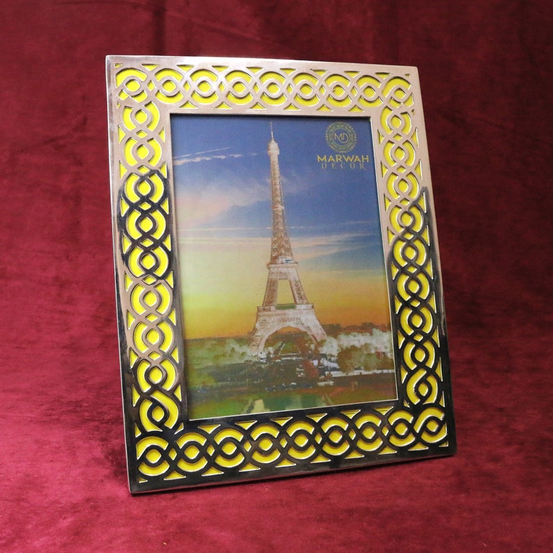Metal Photo Frame Elegant Design Silver Plated