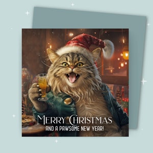Weihnachtskarte / Frohe Weihnachten und ein Pawsome New Year / Getigerte Katze genießt einen Weihnachtsdrink