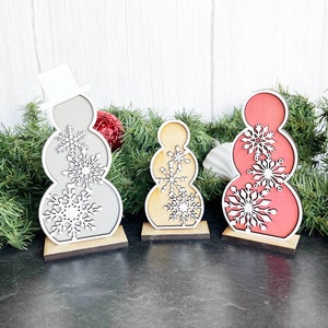 Christmas Decor - Snowmen Snowflake Small Stand Set - Snowflakes, Let It Snow, Top Hat, Snowman, Winter Decorations for Shelf, Home Decor,