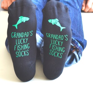 Personalisierte Glücksfischer-Socken, Glücksfischer-Liebhabergeschenke, Angelgeschenke, Hobbygeschenke, Geschenke für Opa, Weihnachtsgeschenkideen.