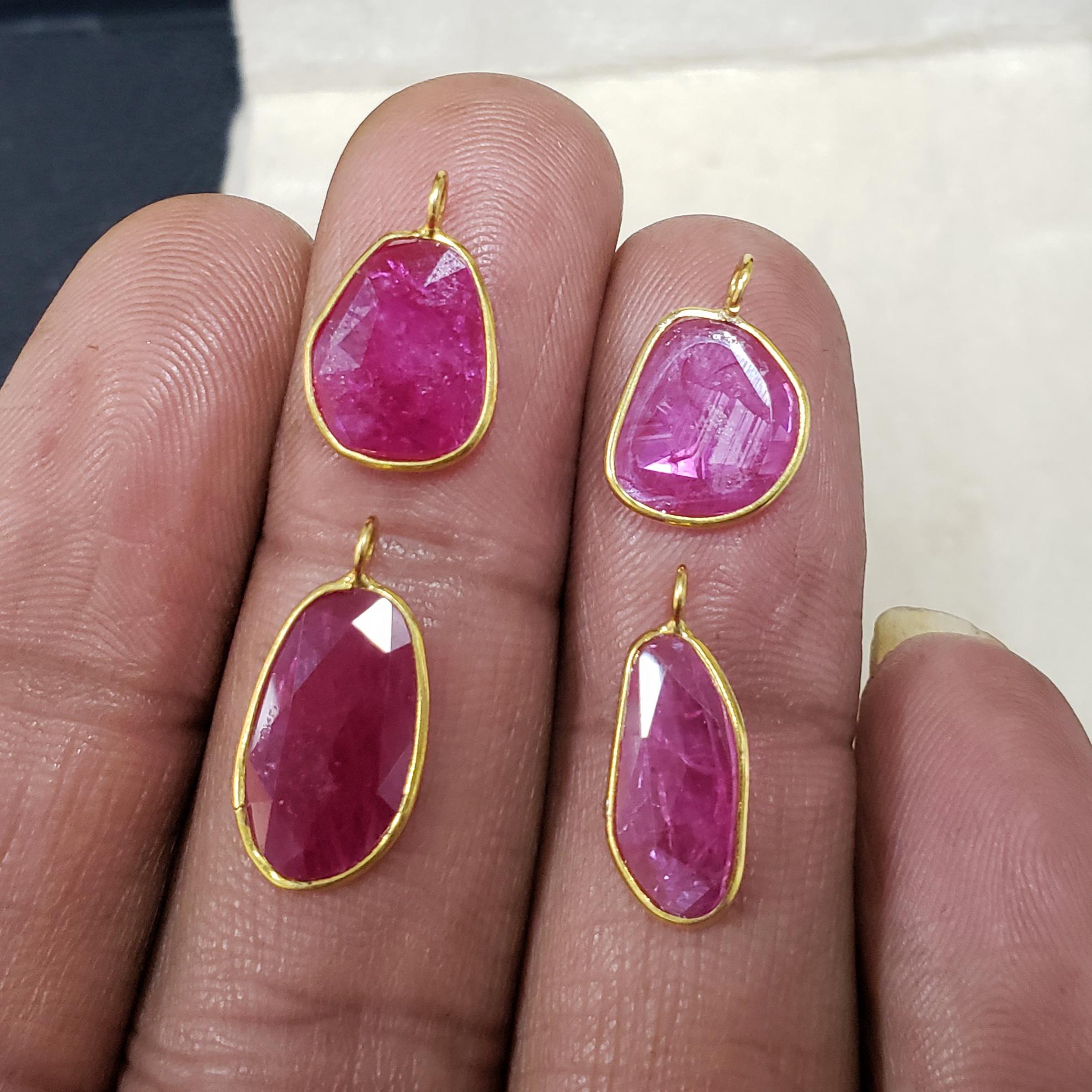 Kaya✴︎非加熱ルビーローズカット①＊チャーム Kaya様専用✴︎非加熱ルビーローズカット①＊チャーム ローズカット