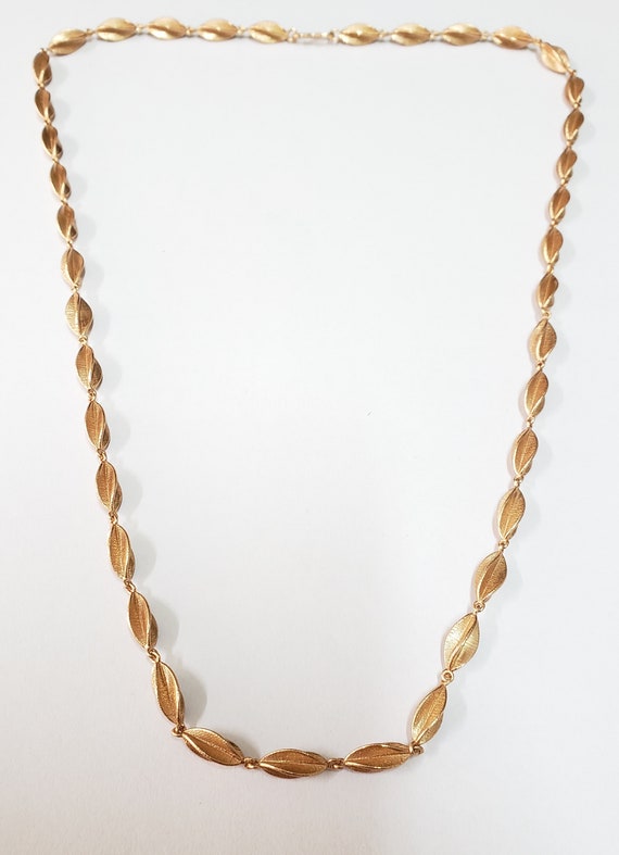 Heritage D-Link Gold-Tone Stainless Steel Chain Necklace - JF04523710 -  Fossil