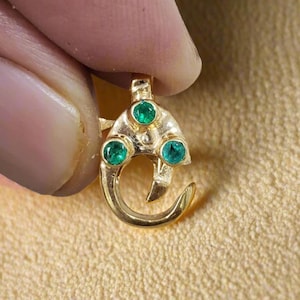 Gold Vermeil Zambian Emerald Clasp – Openable Lobster Clasp, Dainty Lock Connector – Necklace / Bracelet Jewelry Findings, Elegant & Sturdy