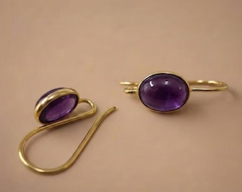 Brincos de Ametista Roxa Banhados a Ouro • Ganchos de Orelha Ovais Minimalistas • Pedra do Mês de Fevereiro (6 x 8 mm)