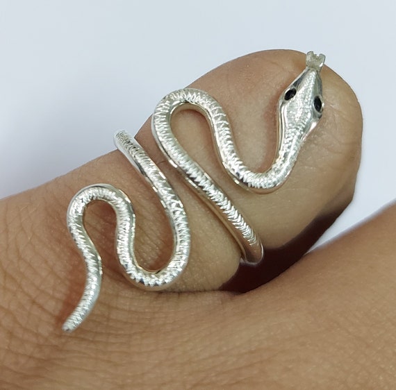 LAELIUS Antiques – Edwardian Diamond and Gold Snake Ring