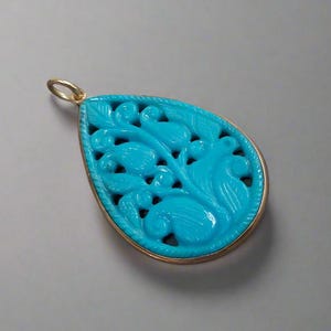 Natural Turquoise 14k Gold Pendant, Carving Turquoise Pendant, Gold Pendant, 14k Gold, Annivesary Gift Pendant, Turquoise necklace