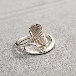 Sterling Silver Shell Ring: High Polish Silver Band