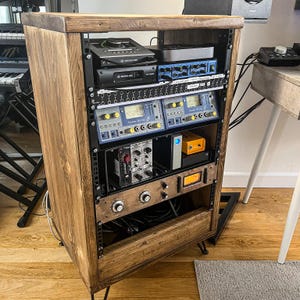19&quot; Rack Storage for Recording Studio & Server Room - 1u, 5u, 9u, 14u, 19u, 25u - With hairpin legs or locking castor wheels. Solid Wood.