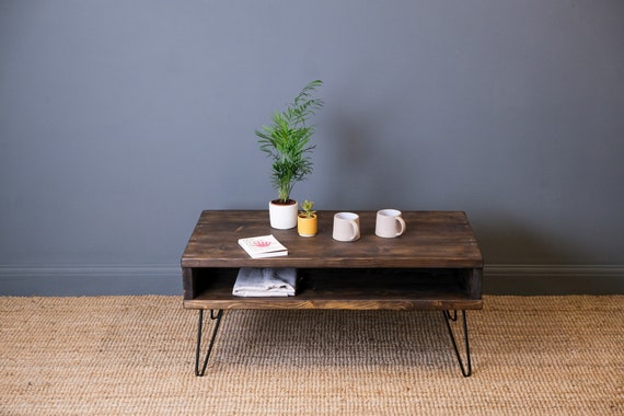 Tavolino con contenitore / Tavolino rustico / Tavolino in legno di