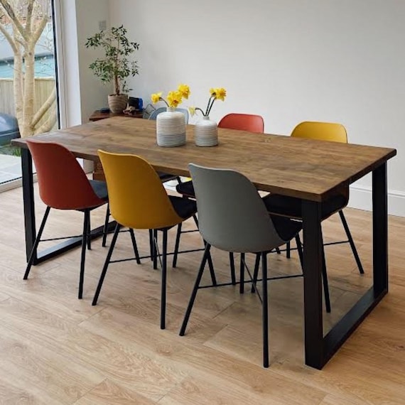 Pine table with black legs discount