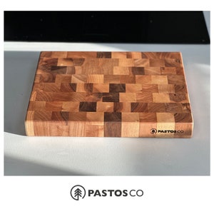 End Grain Chopping Board. Solid Walnut Butcher Block for Kitchen. Extra thick 5cm Cutting Board. Gift for Wedding, New Home, Housewarming. image 3