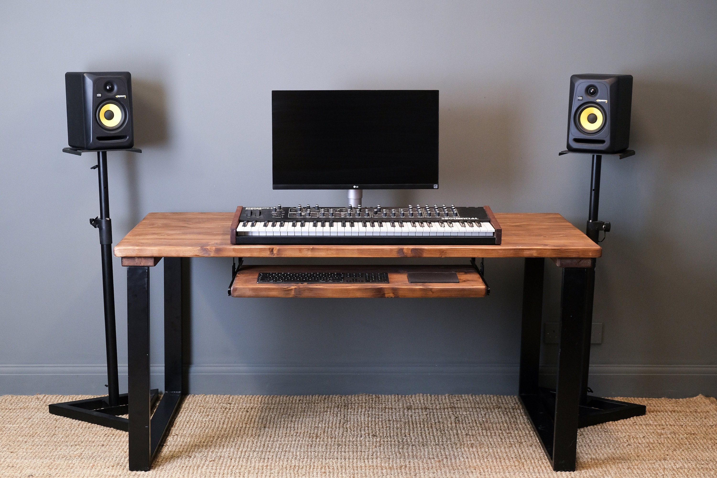 Music Desk, Computer Desk with Keyboard Tray, Studio Desk for Music  Production, Recording Studio Desk for Producer, Modern Work Study PC Desk  with