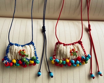 Collier porte-bonheur rouge, collier Peganum, collier porte-bonheur, talisman de perles rouges
