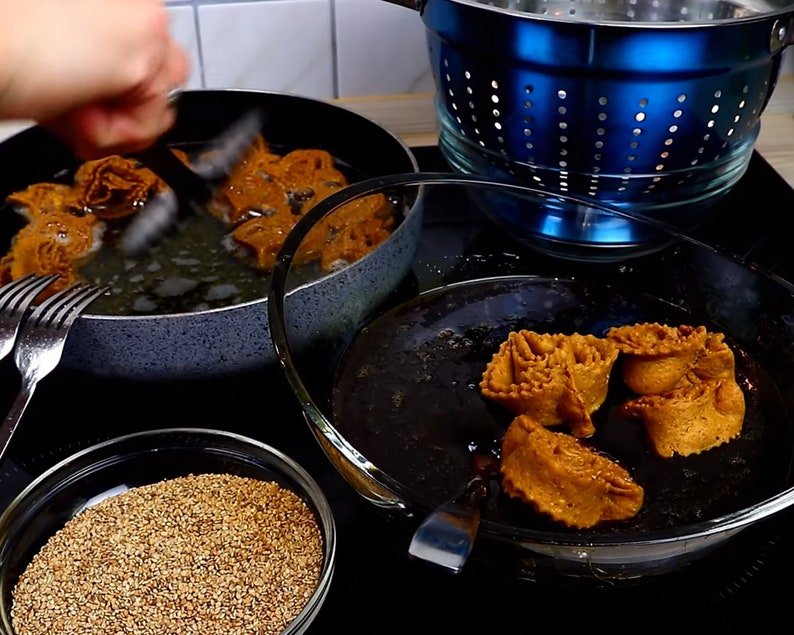 CHEBAKIA moroccan cookies for ramadan, homemade pastry with almonds image 4