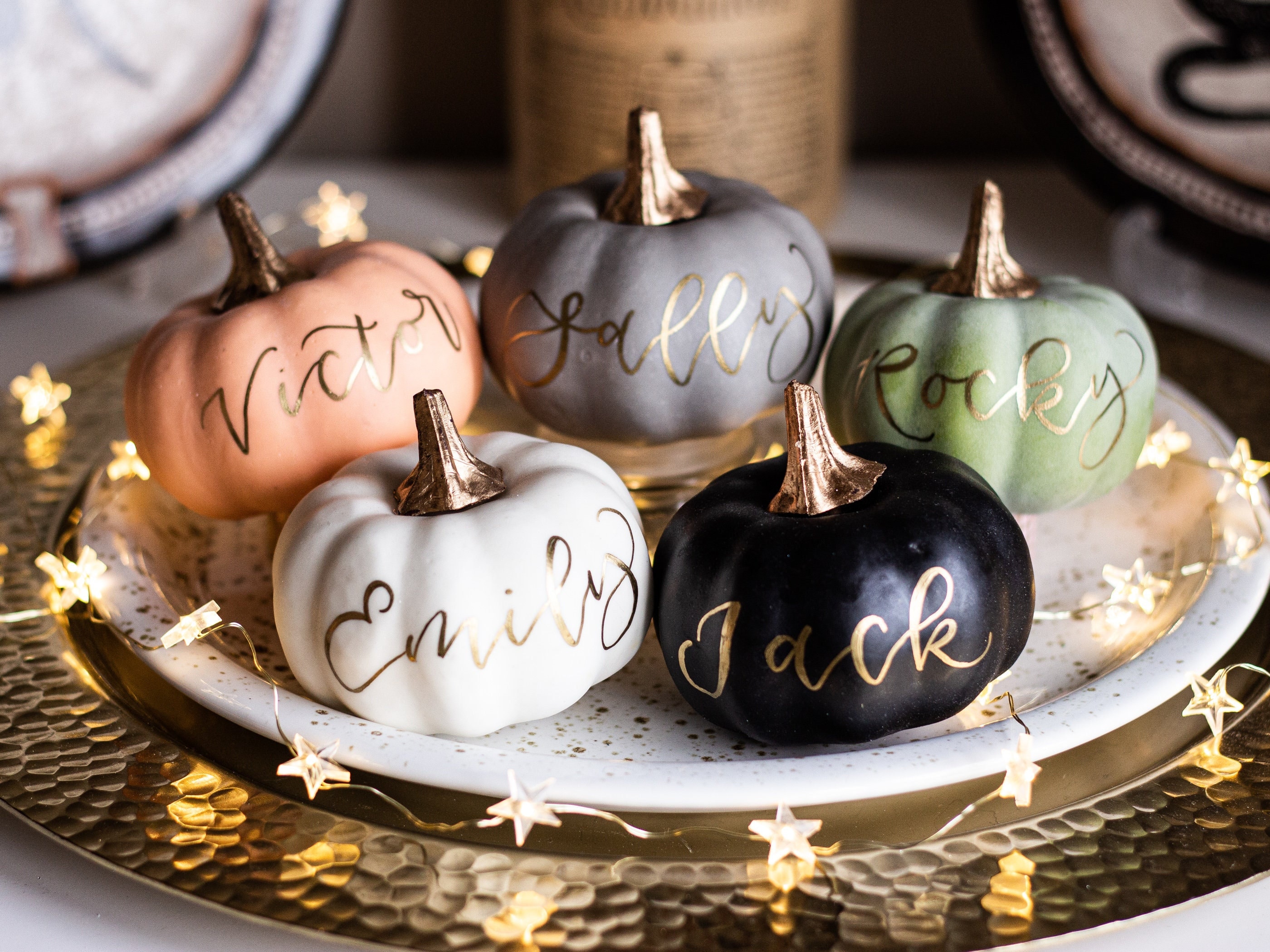 Calligraphie Personnalisée Mini Citrouilles - Décoration d'automne d'halloween Blanches, Grises, Ora