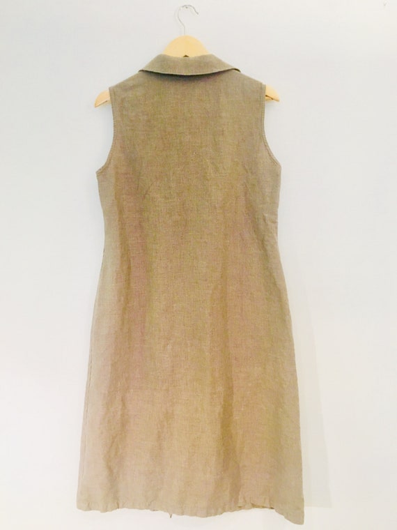 sleeveless button down dress