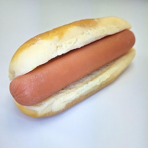 Hot Dog Soap Funny Gag Gift for Him Realistic Food Soap Novelty Prank Soap Birthday Gift BBQ Party Favor Handmade Fake Food White Elephant