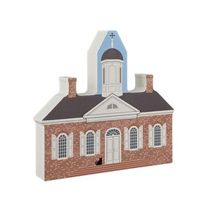 Colonial Williamsburg Virginia Courthouse, Historic Williamsburg, VA, History Museum, Cats Meow Village, Revolutionary War, America 250