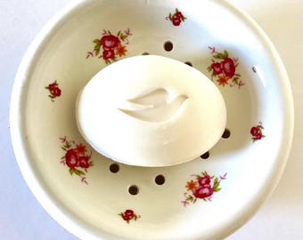 Antique Victorian Laura Ashley soap dish with drainage