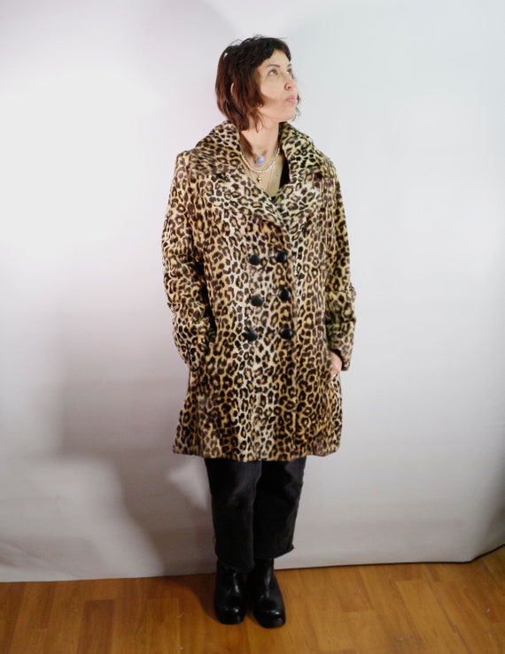 Vintage 1960's leopard faux fur coat