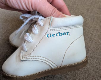 Vintage Gerber White Leather Baby Shoes Size 3.5 First Walkers Retro 90s