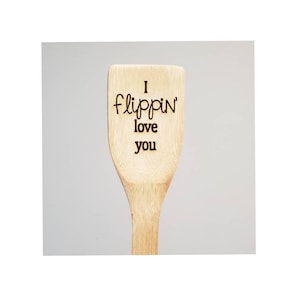 Custom wooden spatula/custom engraving/mothers day gift/gift for grandma/wedding bridal favor/spatula/kitchen utensils