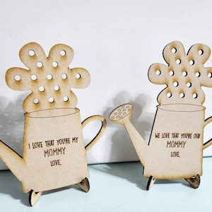 Porta flores escogidas a mano: regalo infantil para mamá