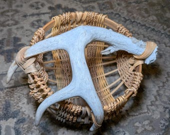 Vintage 1995 Signed C. Waters Handwoven Antler Basket with Real Deer Shed Handle - Rustic Lodge Decor - Vintage Artisan Woven Basket