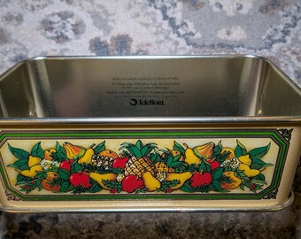 Vintage 1981 Teleflora Metal Loaf Pan Holder | Made in England | Heritage Farmhouse Brass Tone Pyrex 213 Carrier | Floral Fruit Harvest Deco
