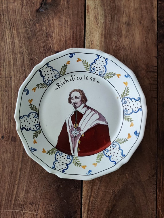 Plato antiguo de loza Richelieu Cer mica francesa Platos franceses
