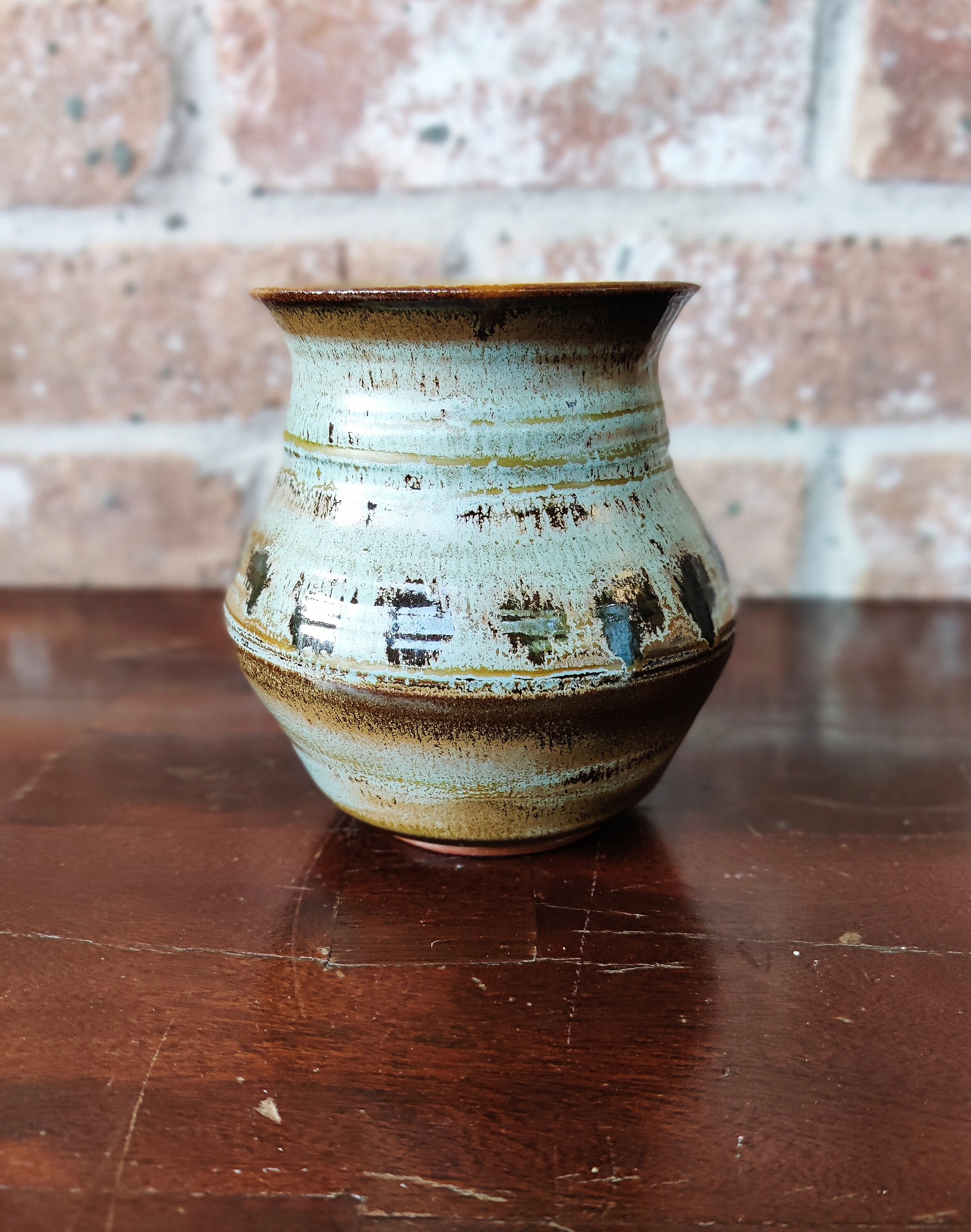 工芸品 Vintage vase from artec Studio Art Pottery Vase Signed Art Pottery Glazed Ceramic