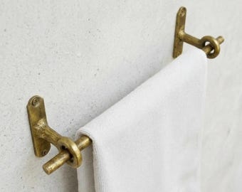 Brass Towel Bar with Ring Supports – Solid Brass Wall Mounted Rail