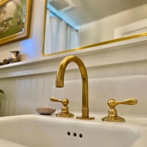 Lever Handles Brass Three Holes Faucet For Bathroom Vanities