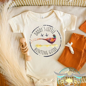 Daddy&#39;s Little Hunting Guide Baby Onesie® Pheasant Hunting, Hunting, Father&#39;s Gift, Pheasant, Country Boy, Outdoor, Hunting Onesie® Bodysuit