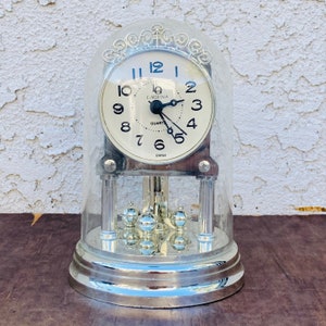 Vintage Laguna Anniversary Dome Clock, Mantel Desk Quartz Clock, Battery Powered, Made in China, Works, Retro Table Decor Accent Piece, #961